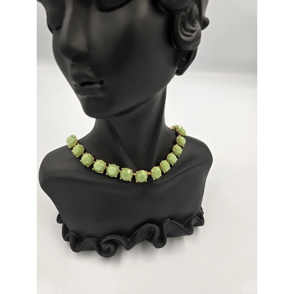 Banana Republic Necklace Gold Tone Sage Mint Green‎ Beaded with box